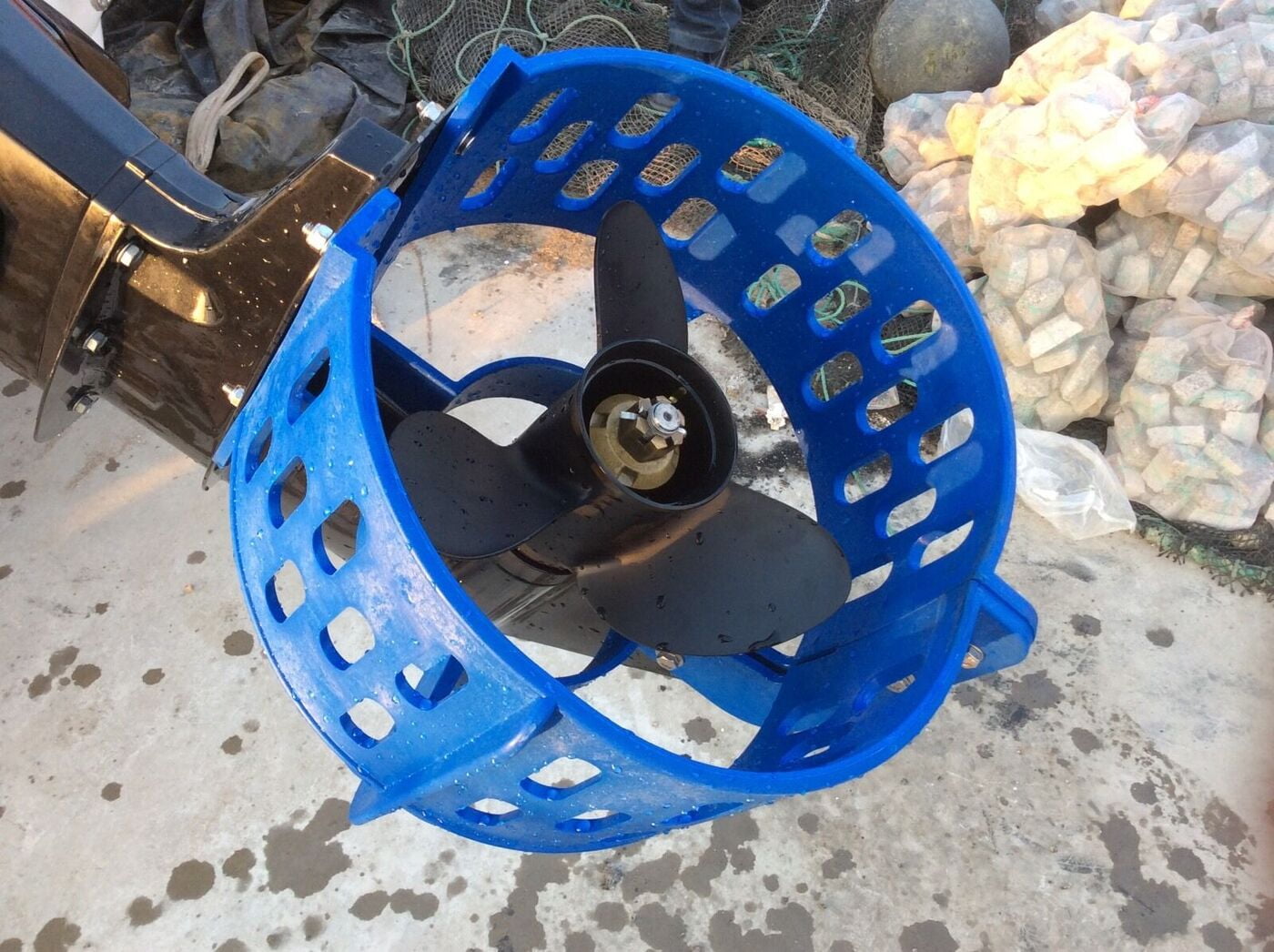 Propeller Safety Guard composite suit 4050 hp outboards